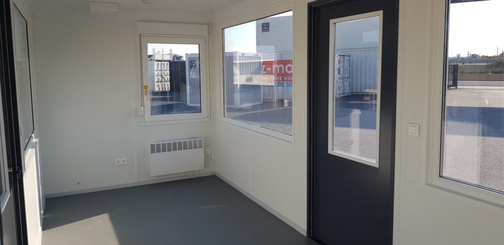 20210419_093017-scaled-1024x498-1.jpg BATIMODULE 20 stóp Biuro z częściowo przeszklonymi ścianami (4 strony) - obrazek 3