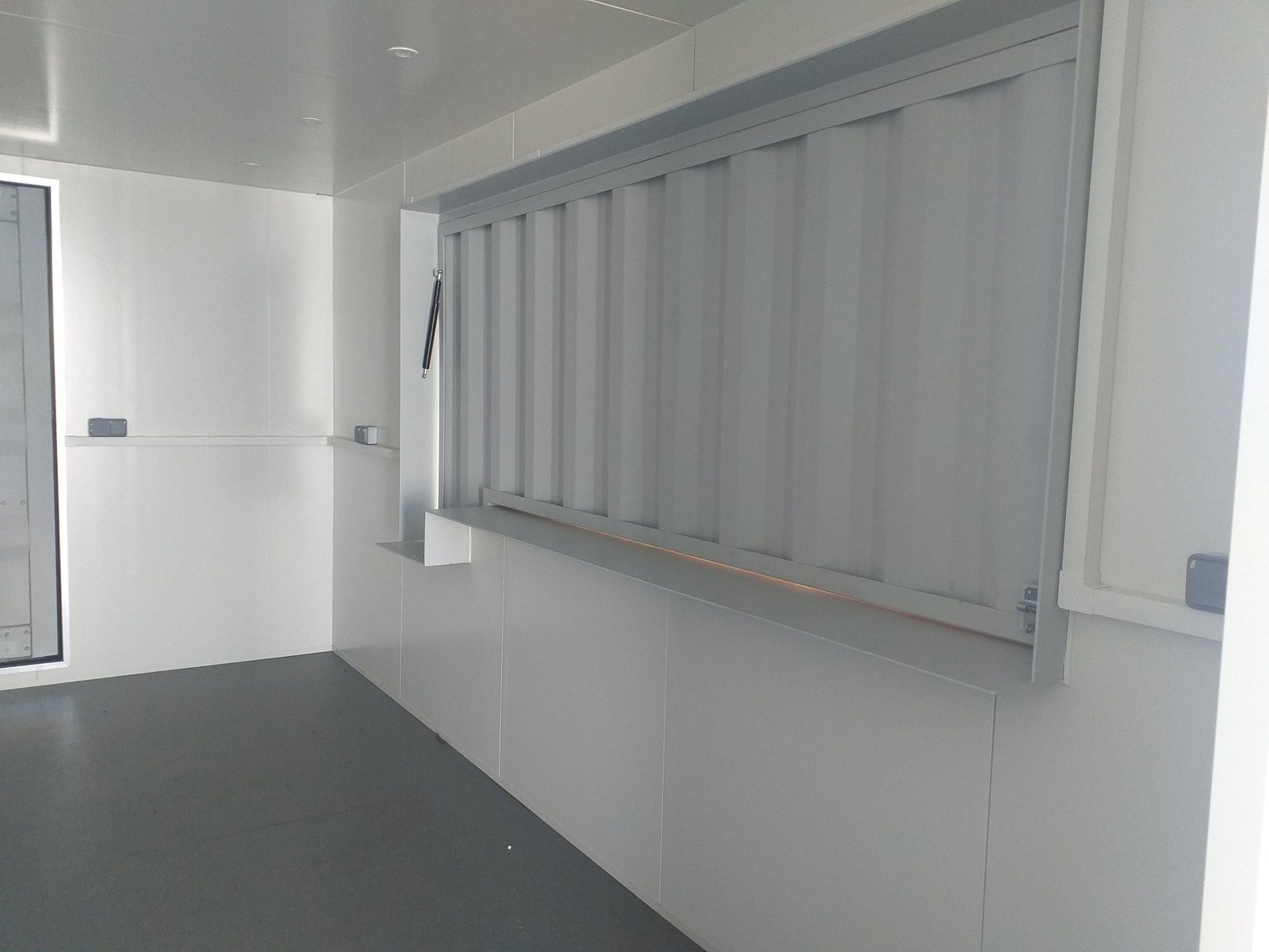 20211011-141730-scaled-1.jpg KONTAINERY BAROWE 20 STÓP DREWNIANE - obrazek 5