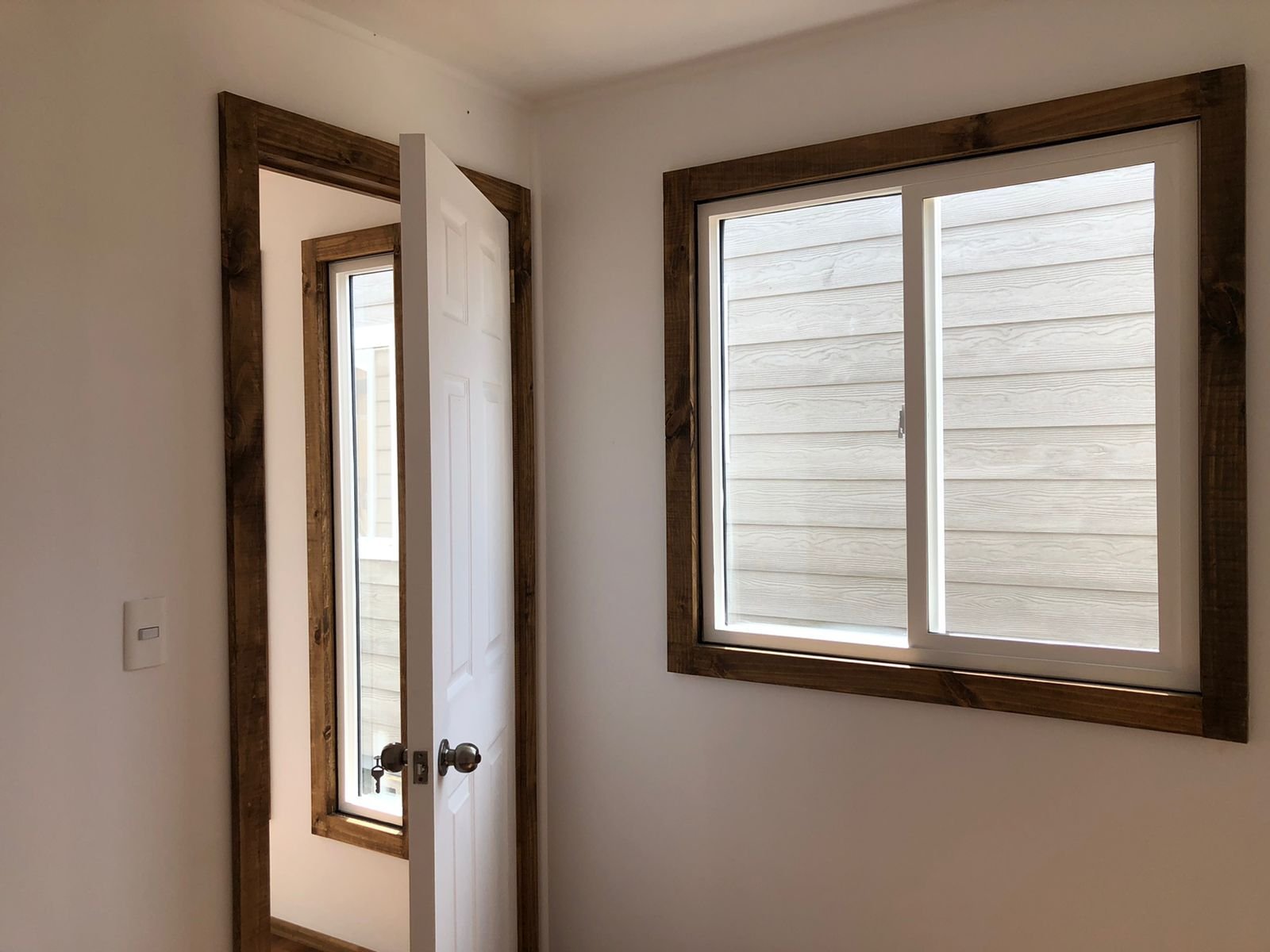 20220222201623-046700.jpg Moduł domek 6x2,5 m / 1 sypialnia - obrazek 3