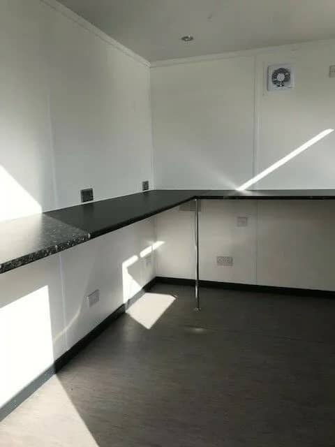 IMG-20230930-WA0042.jpg Kontener transportowy o wymiarach 10 stóp x 8 stóp na jedzenie/bar szybkiej obsługi/kawiarnię – Birmingham - obrazek 6